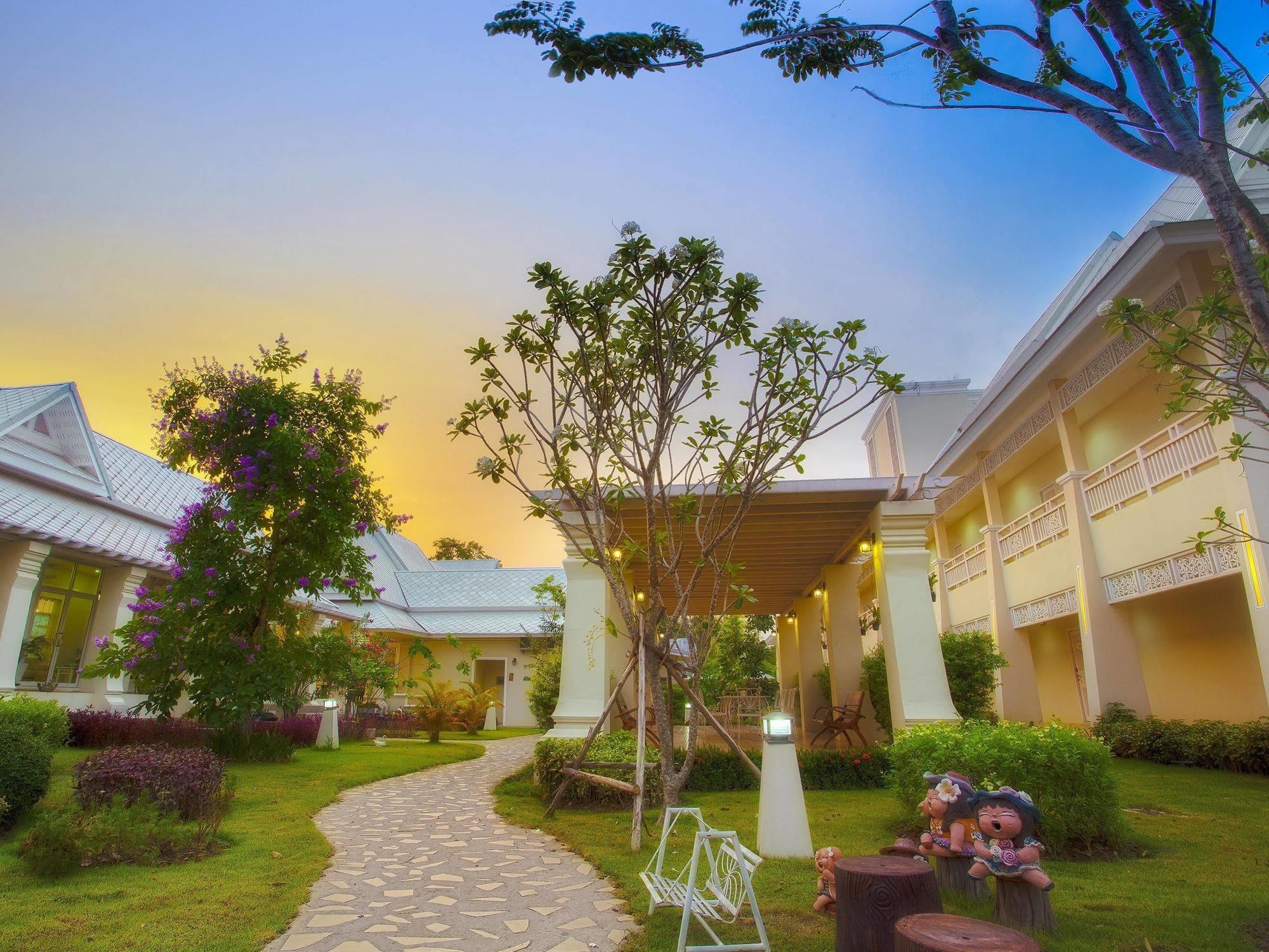 Nantrungjai Boutique Hotel Bagian luar foto